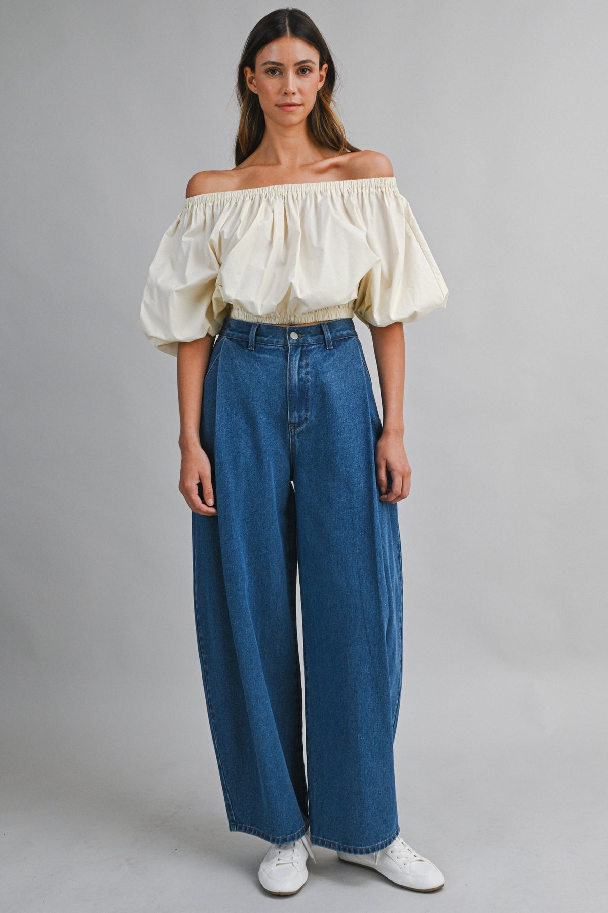 High-Rise Wide Leg Pleated Barrel Jeans