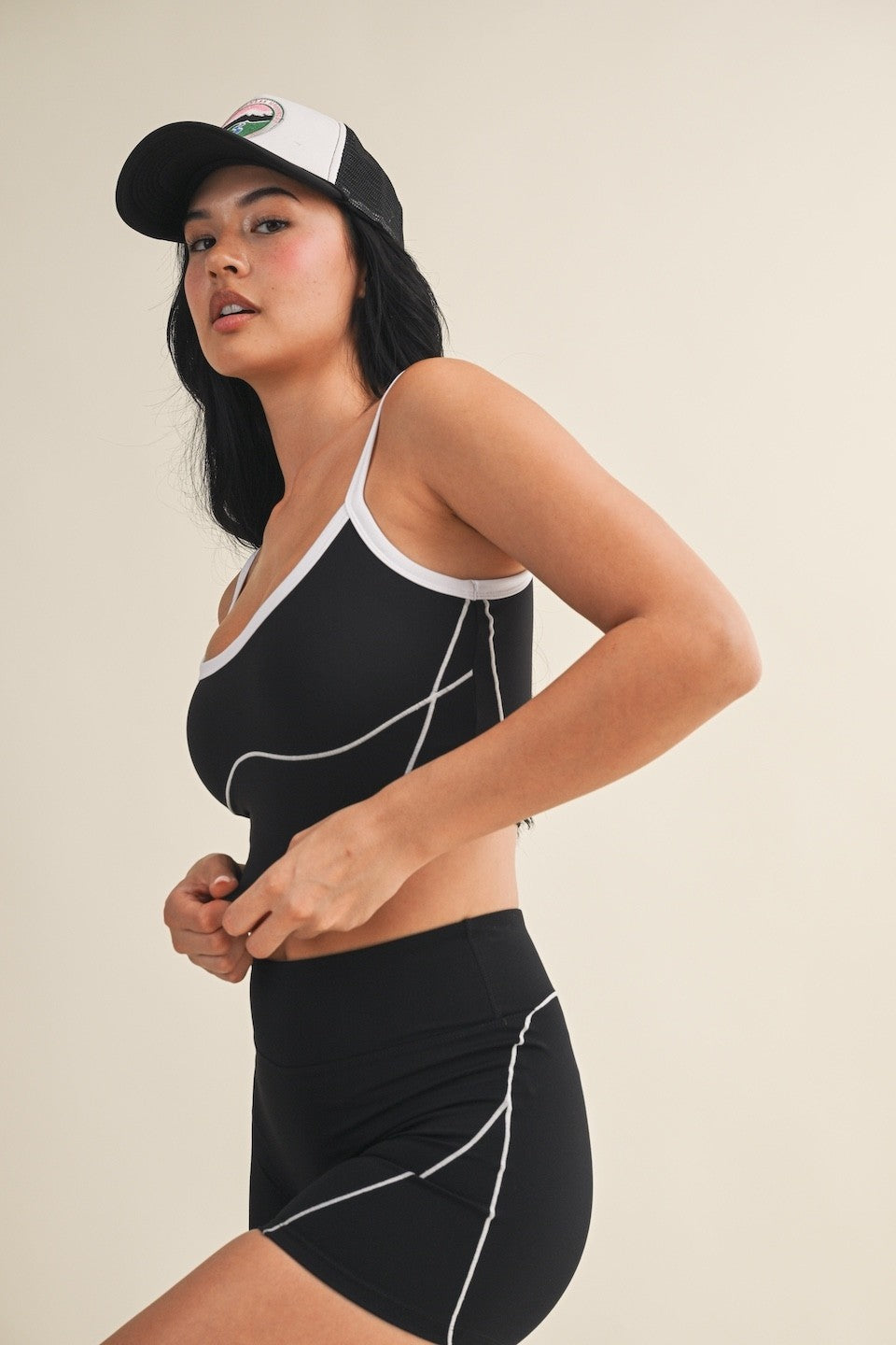Contrast Contour Crop Sports Bra Top (Matching Set with High Rise Active Countour Leggings)